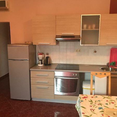 Apartmani Paulina Lopar Exterior foto
