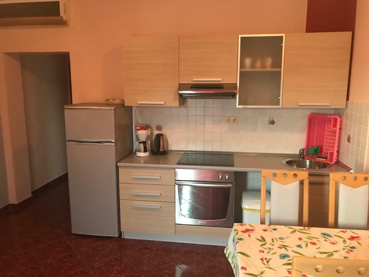 Apartmani Paulina Lopar Exterior foto